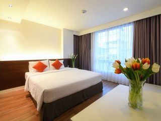 For rent 2 bed serviced apartment in Sathon, Bangkok