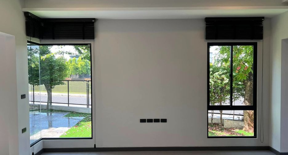 出售 3 卧室 独立屋 在 Bang Phli, Samut Prakan