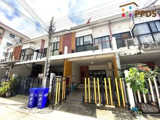 For sale 3 bedrooms townhouse in Prawet, Bangkok