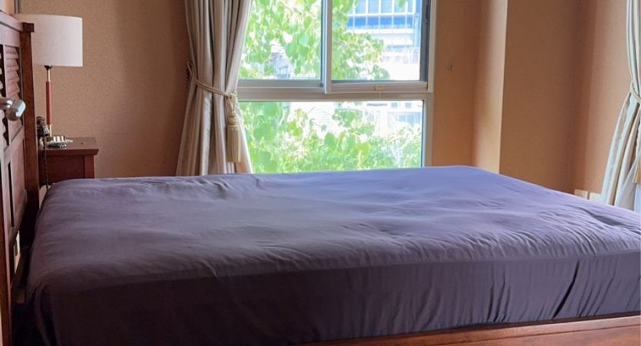 For sale 2 bedrooms condo in Sathon, Bangkok