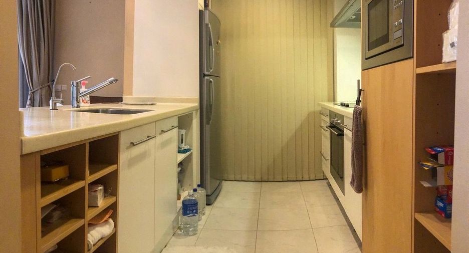 For sale 2 bedrooms condo in Sathon, Bangkok