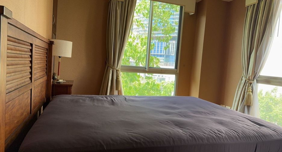 For sale 2 bedrooms condo in Sathon, Bangkok