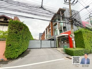 Продажа 3 спальни таунхаус в Щаттхана, Бангкок