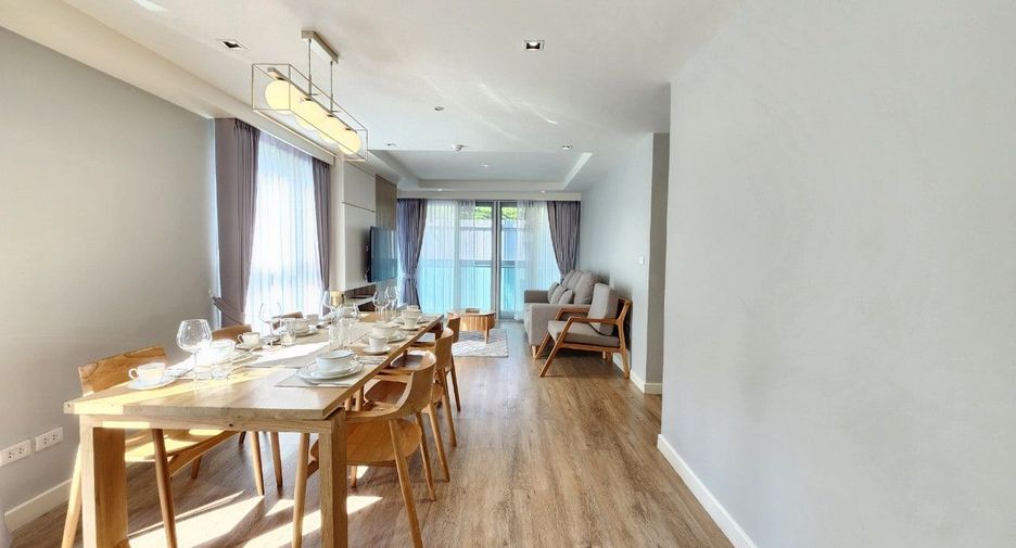 For rent 2 bedrooms apartment in Khlong Toei, Bangkok