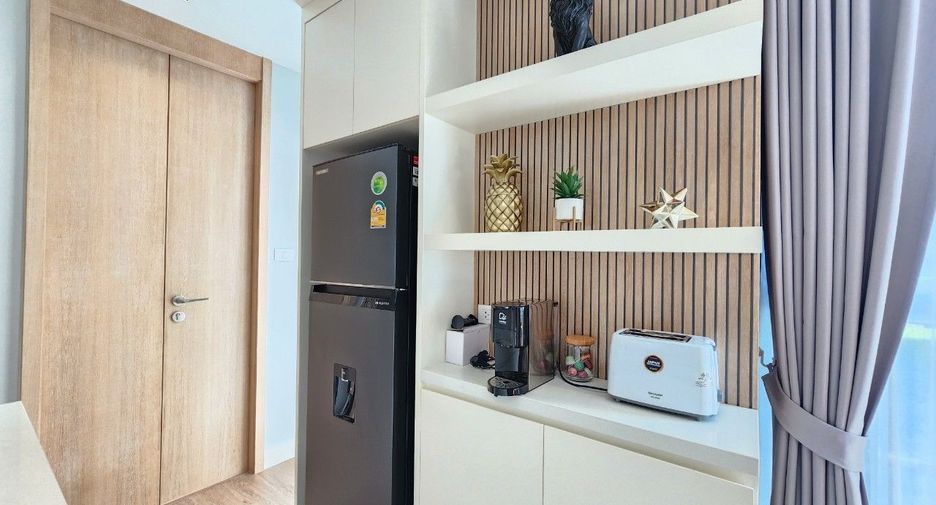 For rent 2 bedrooms apartment in Khlong Toei, Bangkok