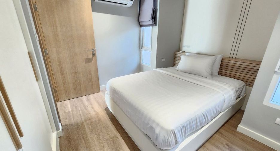 For rent 2 bedrooms apartment in Khlong Toei, Bangkok
