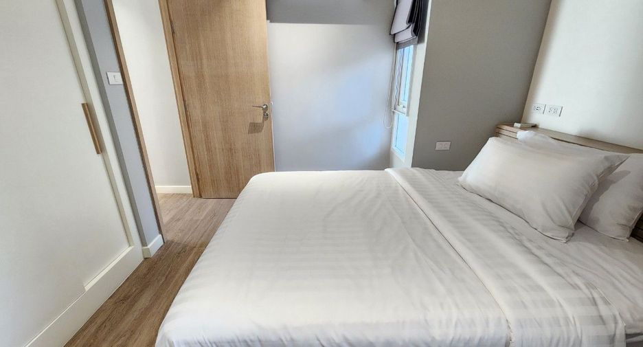 For rent 2 bedrooms apartment in Khlong Toei, Bangkok