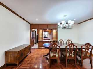 À louer 3 chambres appartement à Khlong Toei, Bangkok