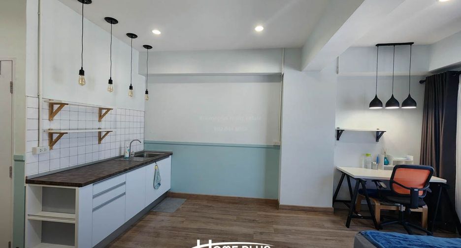 For sale 1 bed condo in Thon Buri, Bangkok