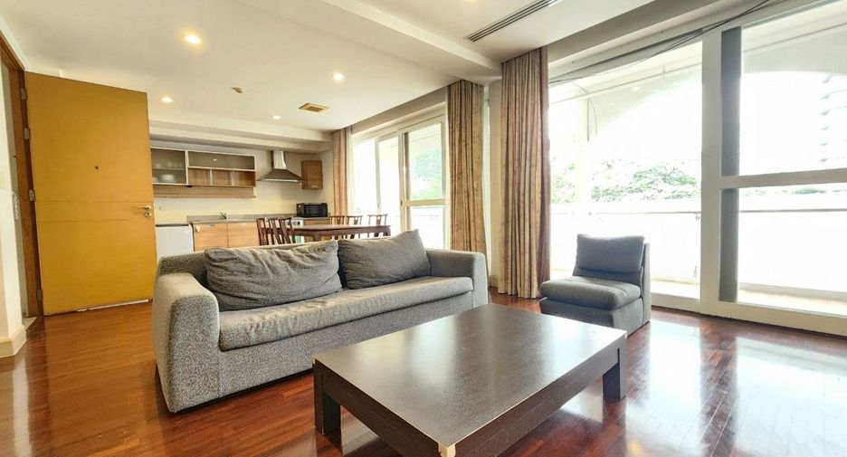 For rent 2 bedrooms apartment in Khlong Toei, Bangkok
