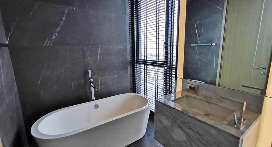Condo en venta de 2 habitaciones en Watthana, Bangkok