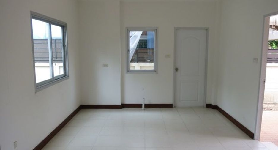 For sale 3 bedrooms house in Min Buri, Bangkok