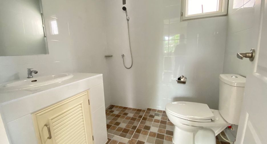 For sale 3 bedrooms house in Sai Mai, Bangkok