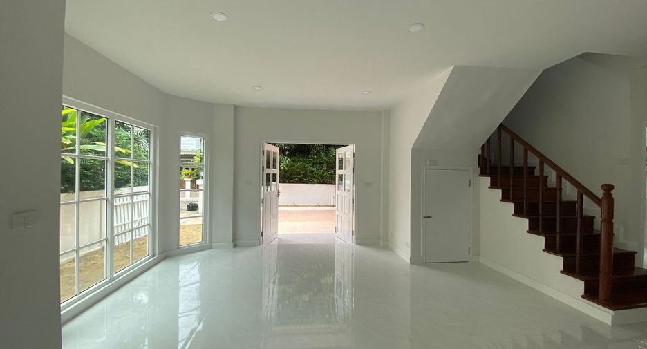 For sale 3 bedrooms house in Sai Mai, Bangkok