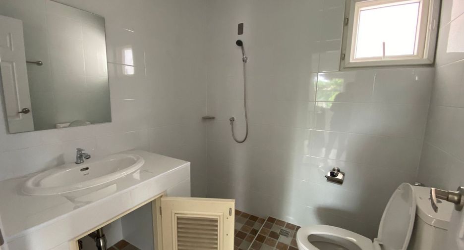 For sale 3 bedrooms house in Sai Mai, Bangkok