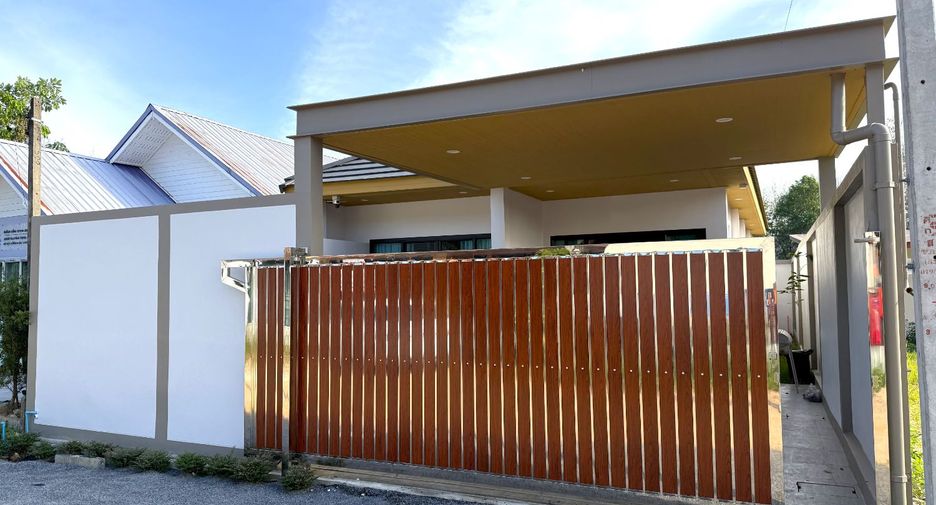For rent and for sale 2 bed villa in Mueang Krabi, Krabi