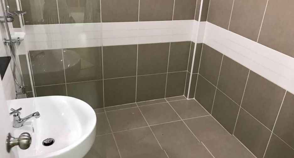 For rent and for sale 3 bedrooms house in Si Racha, Chonburi