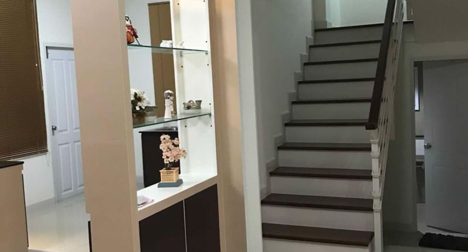 For rent and for sale 3 bedrooms house in Si Racha, Chonburi