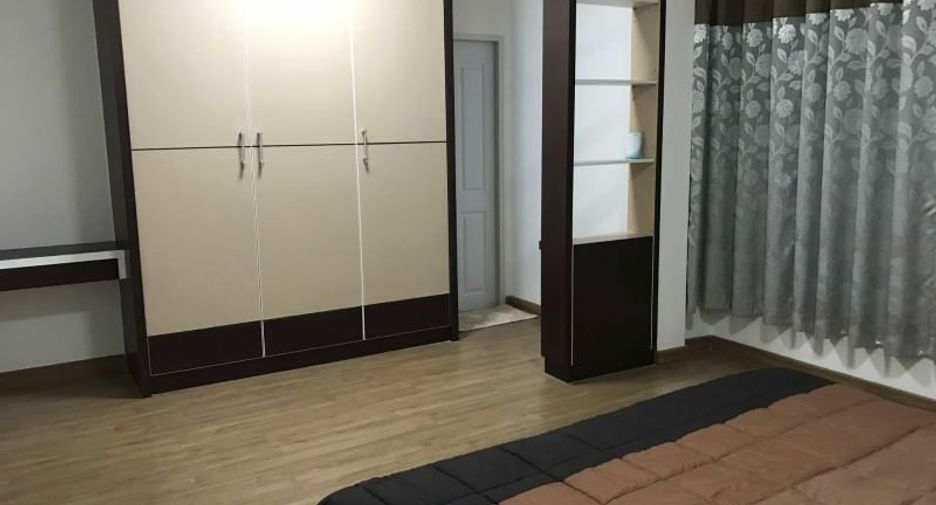 For rent and for sale 3 bedrooms house in Si Racha, Chonburi