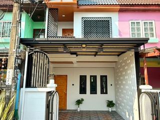 For sale 2 bed townhouse in Lat Krabang, Bangkok