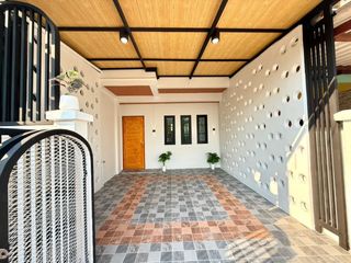 For sale 2 bed townhouse in Lat Krabang, Bangkok