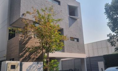 ขาย 4 เตียง บ้านเดี่ยว ใน ห้วยขวาง, กรุงเทพฯ