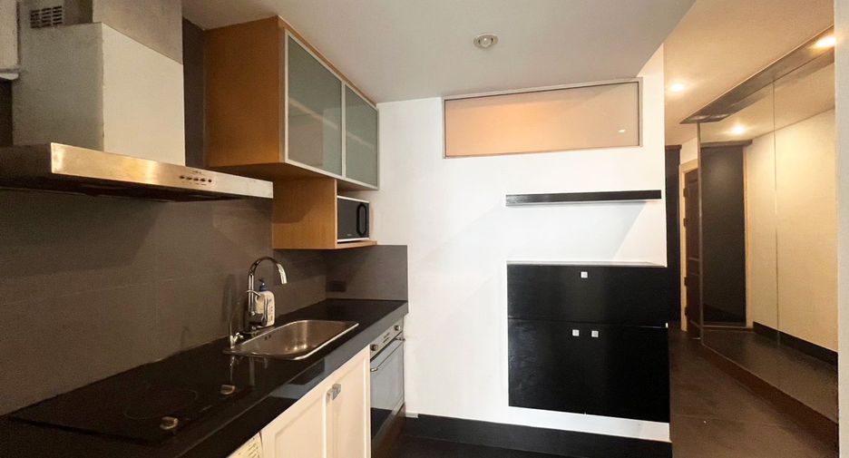 For sale 1 Beds condo in Khlong Toei, Bangkok