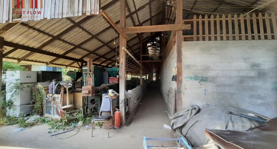 For rent warehouse in Sam Phran, Nakhon Pathom