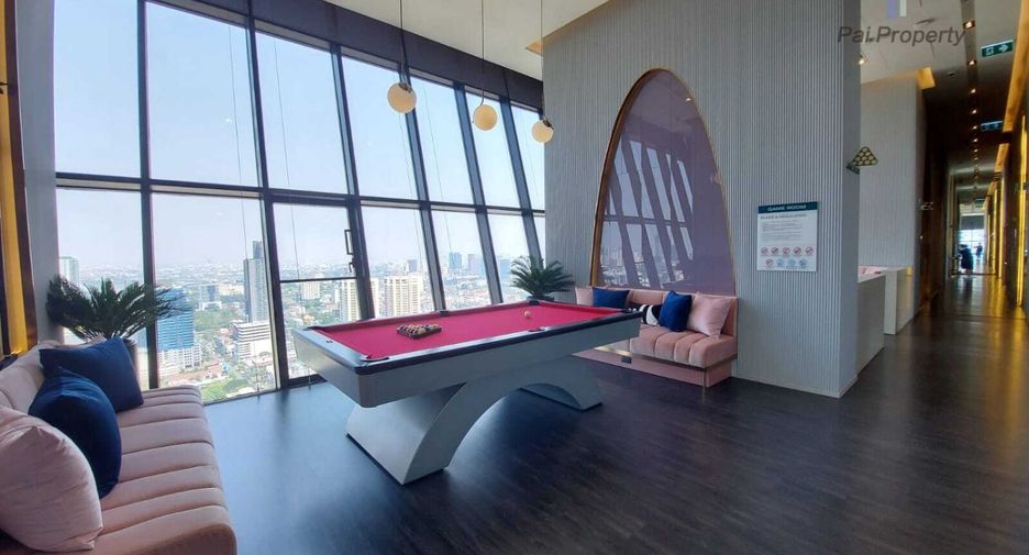 For sale 1 bed condo in Watthana, Bangkok