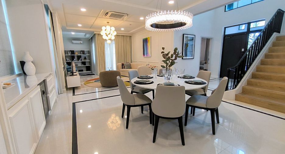 For sale 4 bedrooms house in Saphan Sung, Bangkok