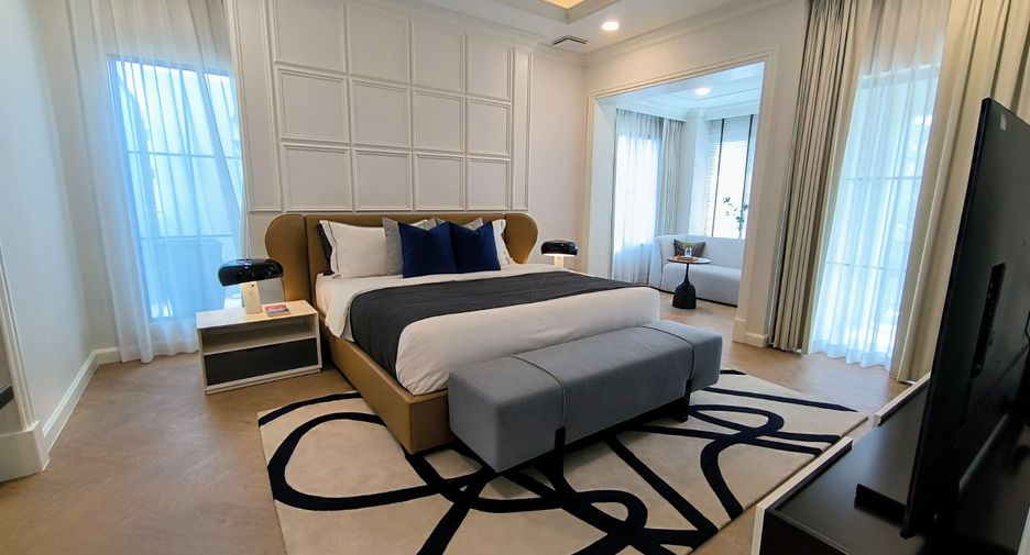 For sale 4 bedrooms house in Saphan Sung, Bangkok
