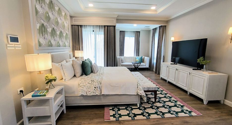 For sale 4 bedrooms house in Saphan Sung, Bangkok