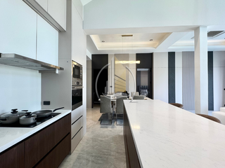 Casa en alquiler de 4 habitaciones en Bang Lamung, Chonburi