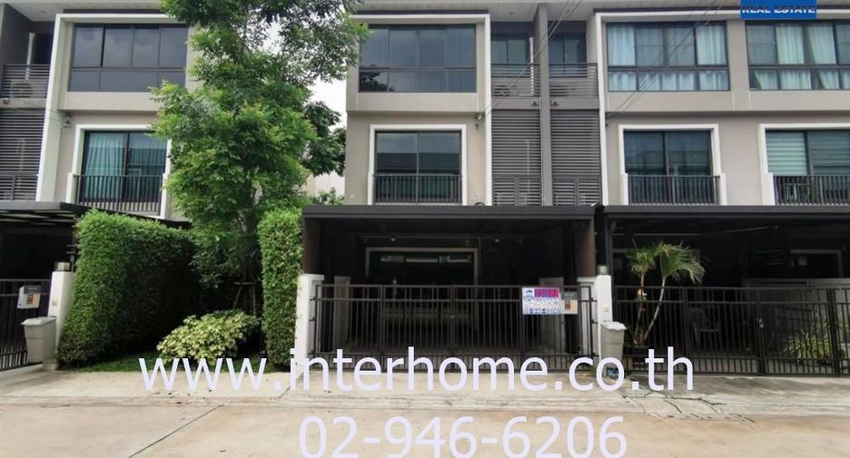 For sale 3 bed townhouse in Pak Kret, Nonthaburi
