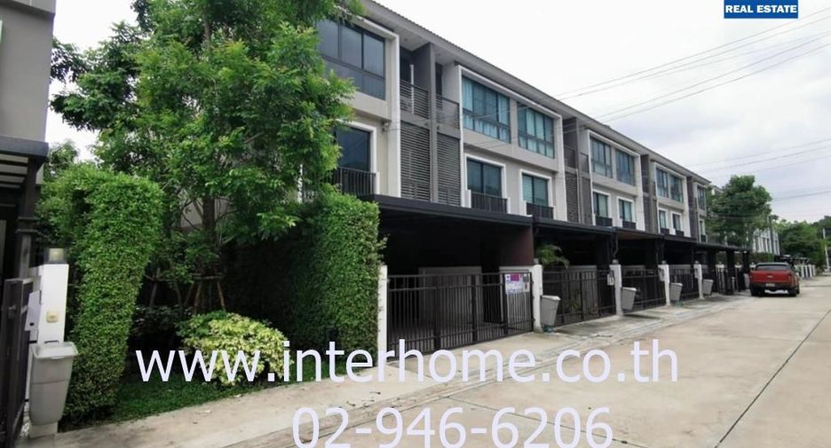 For sale 3 bed townhouse in Pak Kret, Nonthaburi