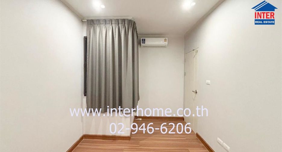 For sale 3 bed townhouse in Pak Kret, Nonthaburi