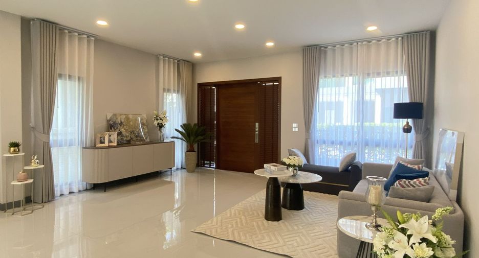 For rent 5 Beds house in Bang Phli, Samut Prakan