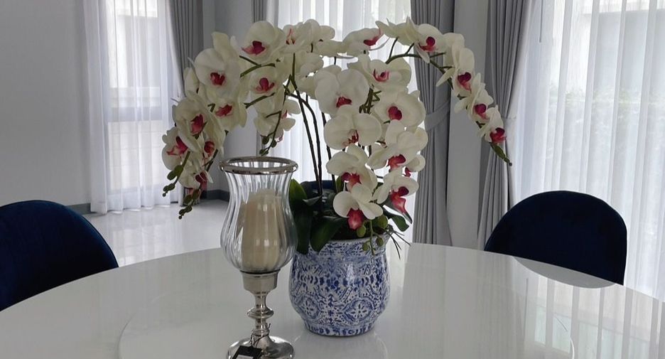 For rent 5 Beds house in Bang Phli, Samut Prakan