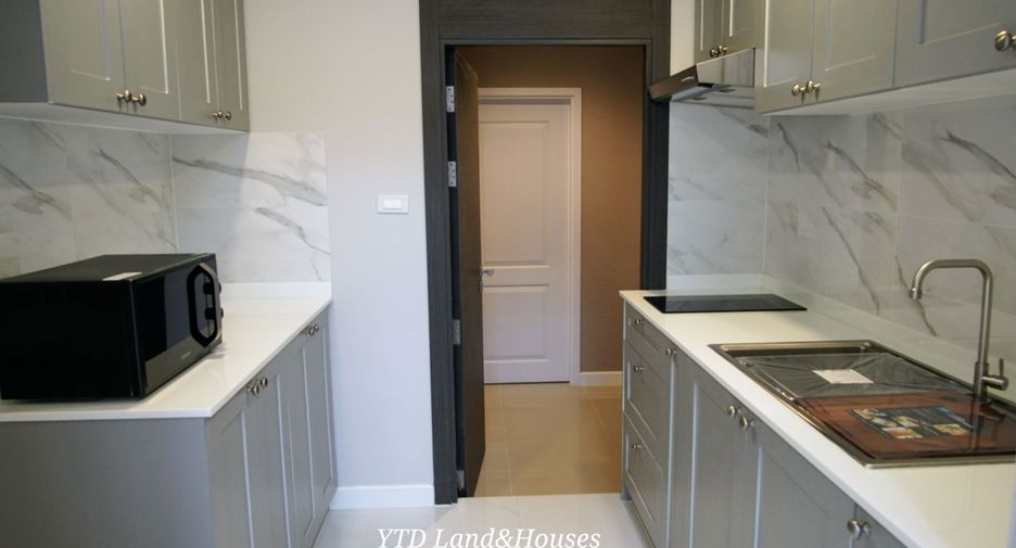 For rent 4 bedrooms house in Mueang Samut Prakan, Samut Prakan