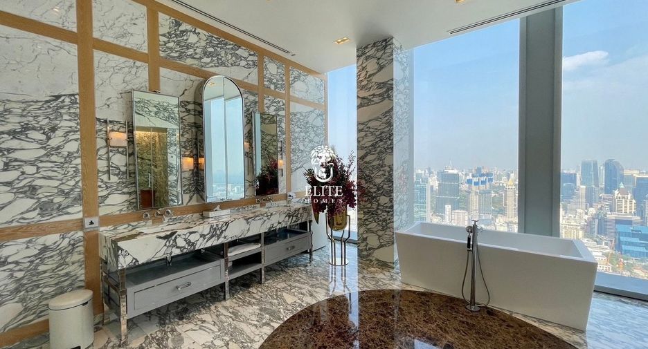 Condo en alquiler y en venta de 3 habitaciones en Sathon, Bangkok