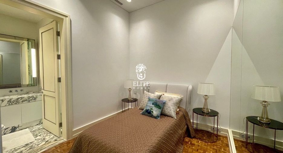 Condo en alquiler y en venta de 3 habitaciones en Sathon, Bangkok