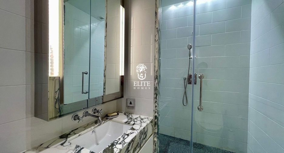Condo en alquiler y en venta de 3 habitaciones en Sathon, Bangkok