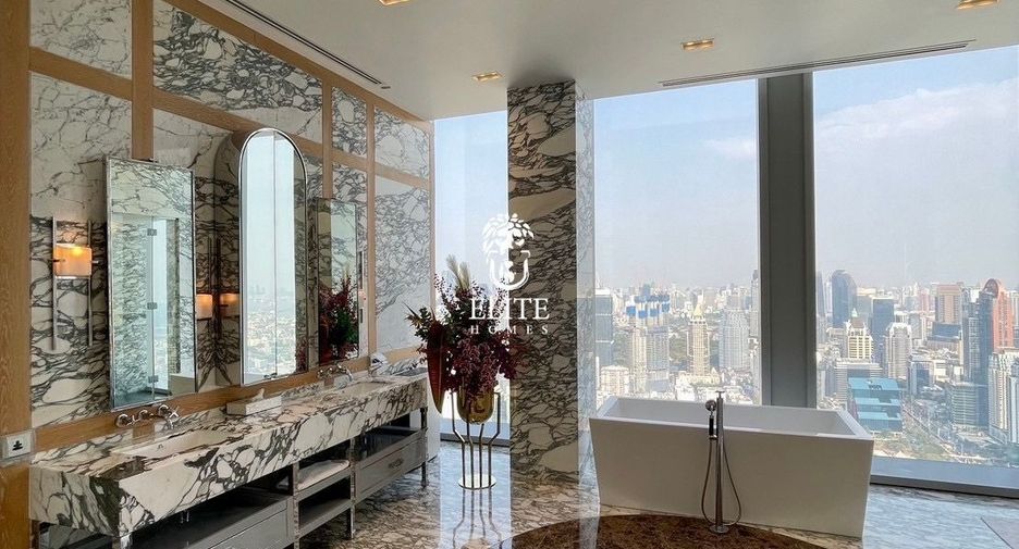 Condo en alquiler y en venta de 3 habitaciones en Sathon, Bangkok