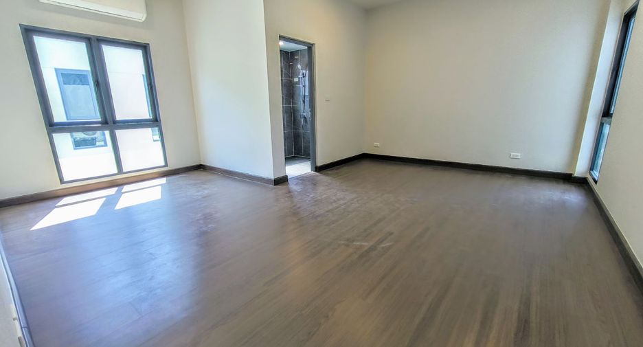 Casa en venta de 4 habitaciones en Bang Phli, Samut Prakan