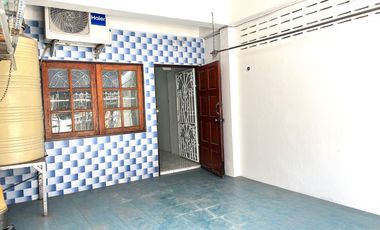 Reihenhaus zum Kauf mit 3 Zimmer in Mueang Samut Prakan, Samut Prakan