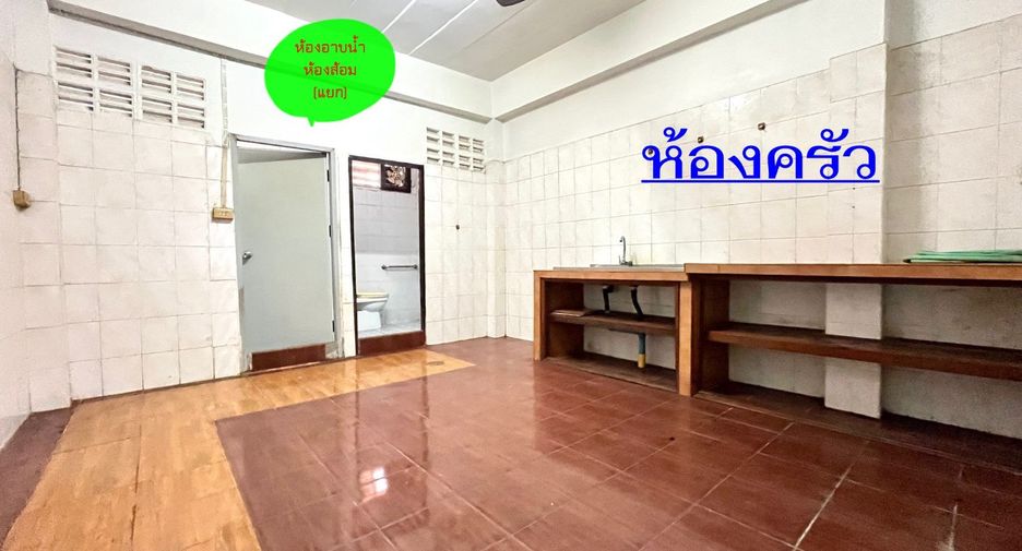 出售 3 卧室 联排别墅 在 Mueang Samut Prakan, Samut Prakan