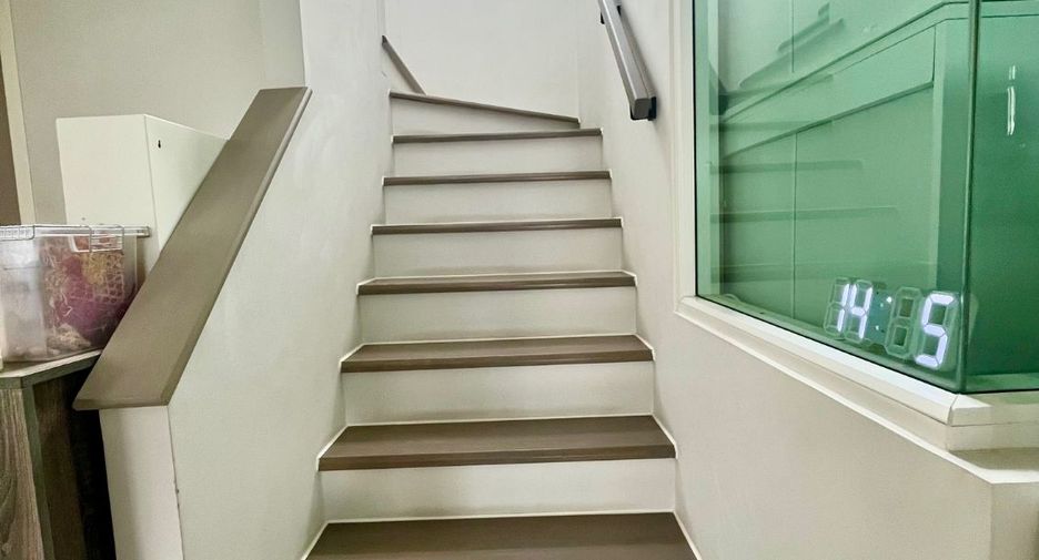 For sale 3 bedrooms house in Khlong Sam Wa, Bangkok