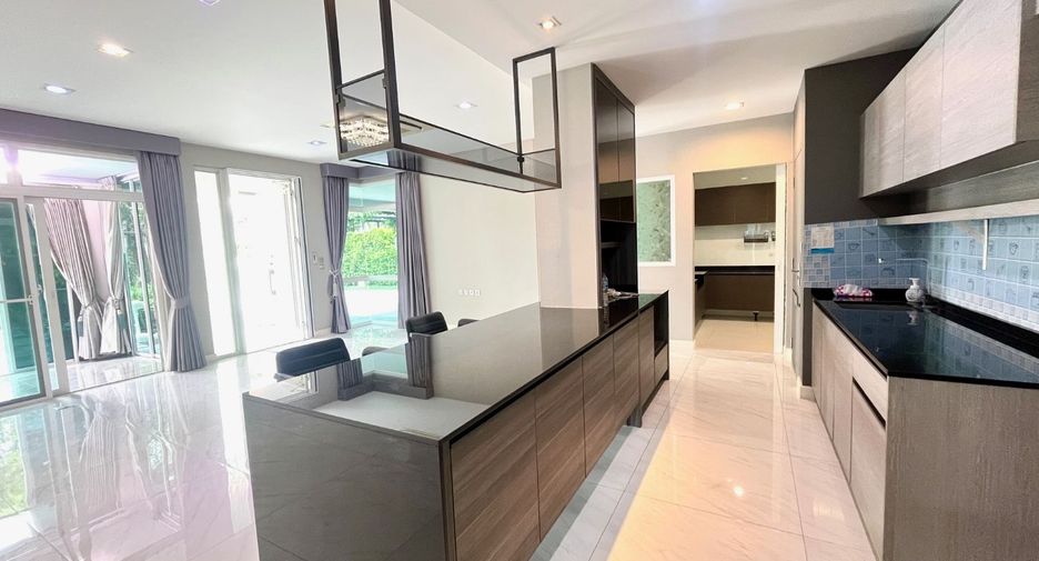 À vendre 4 chambres maison à Sai Mai, Bangkok