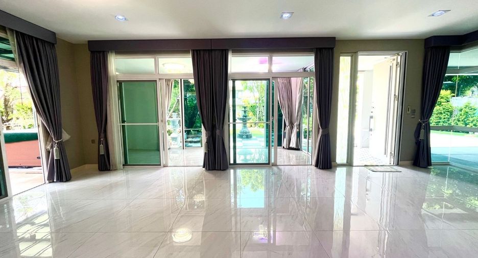 À vendre 4 chambres maison à Sai Mai, Bangkok
