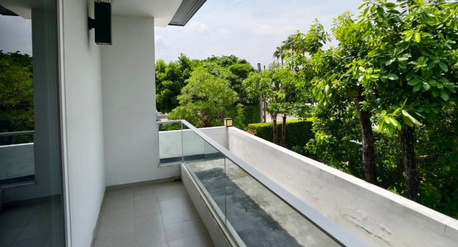 À vendre 4 chambres maison à Sai Mai, Bangkok
